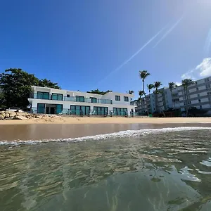  Apartment Corcega Beachfront Suites